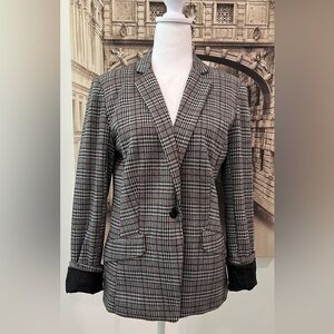 Very Nice Gently Used Plaid Blazer